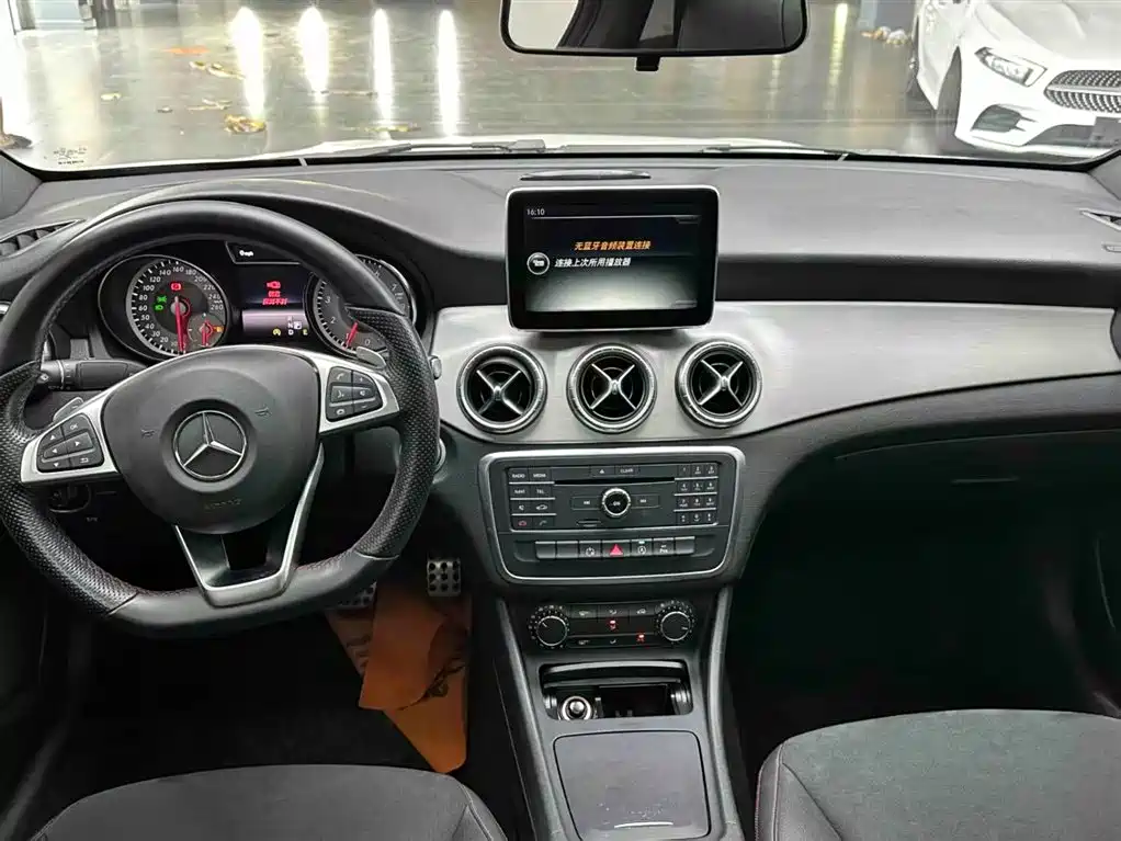Mercedes-Benz CLA 2015 CLA 220 4MATIC