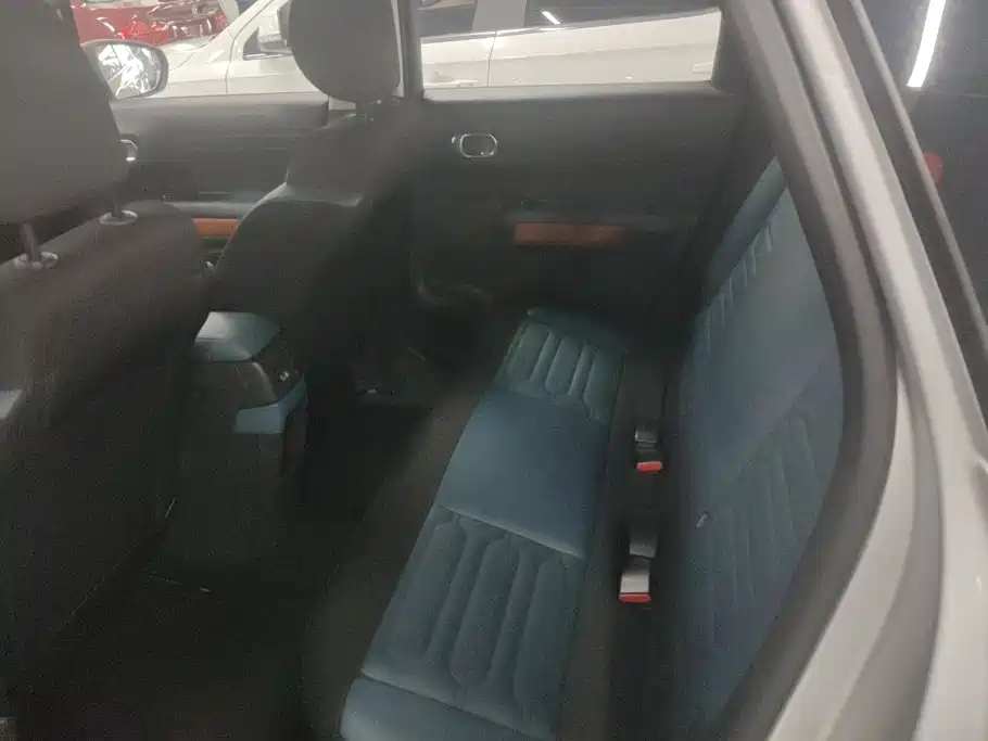 Citroen C4 Aircross — миниатюра 11