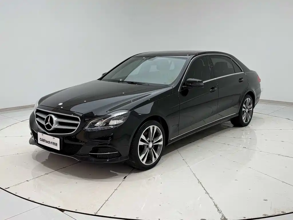 Mercedes-Benz E-Class — миниатюра 14