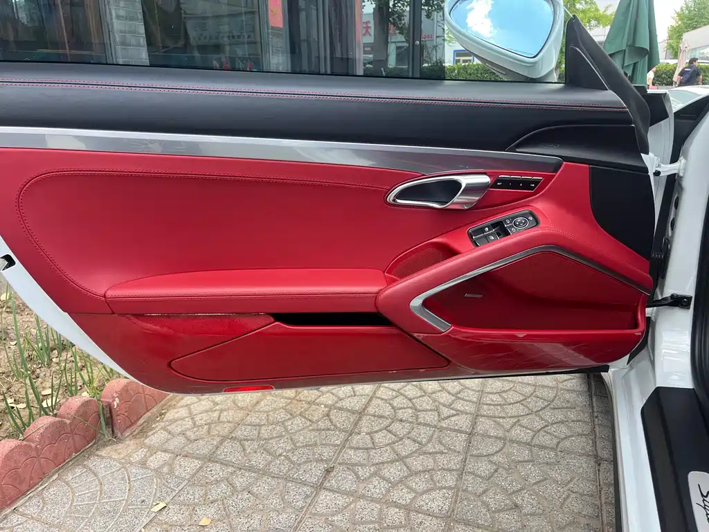 Porsche 911 2015 Carrera 4 3.4L Style Edition