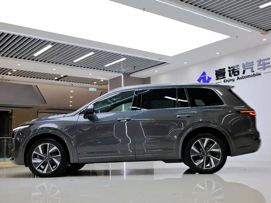 Li Auto Li ONE — миниатюра 3