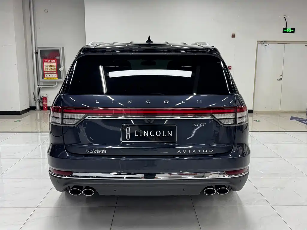 Lincoln Aviator — миниатюра 5