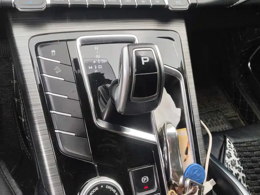 Geely Boyue — миниатюра 16