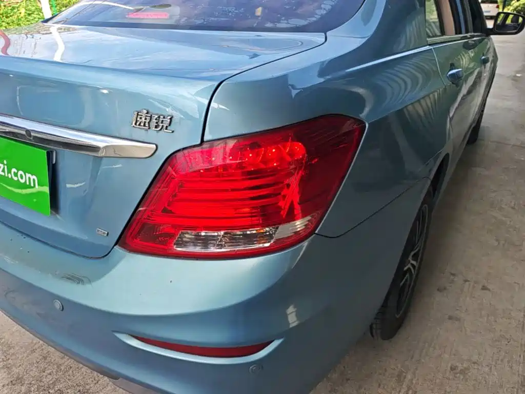 BYD Surui — миниатюра 8
