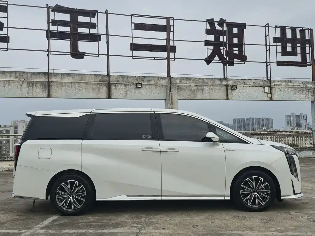 GAC Motor Trumpchi M8 — миниатюра 4