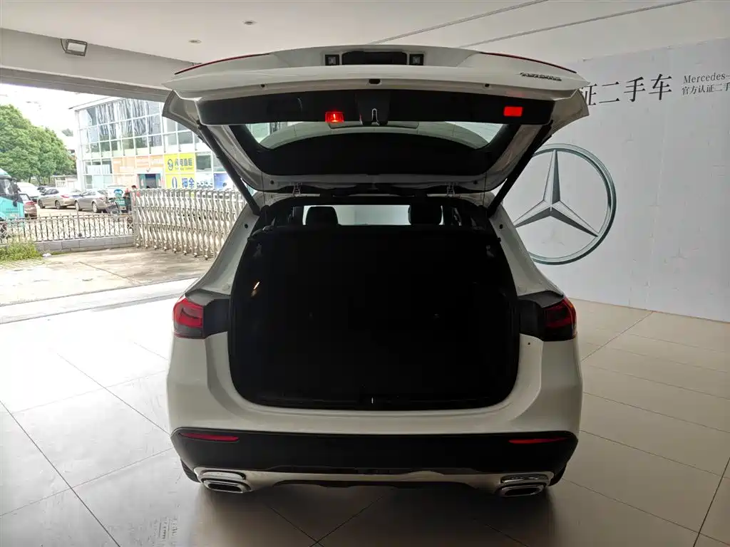 Mercedes-Benz GLA 2023 GLA 220