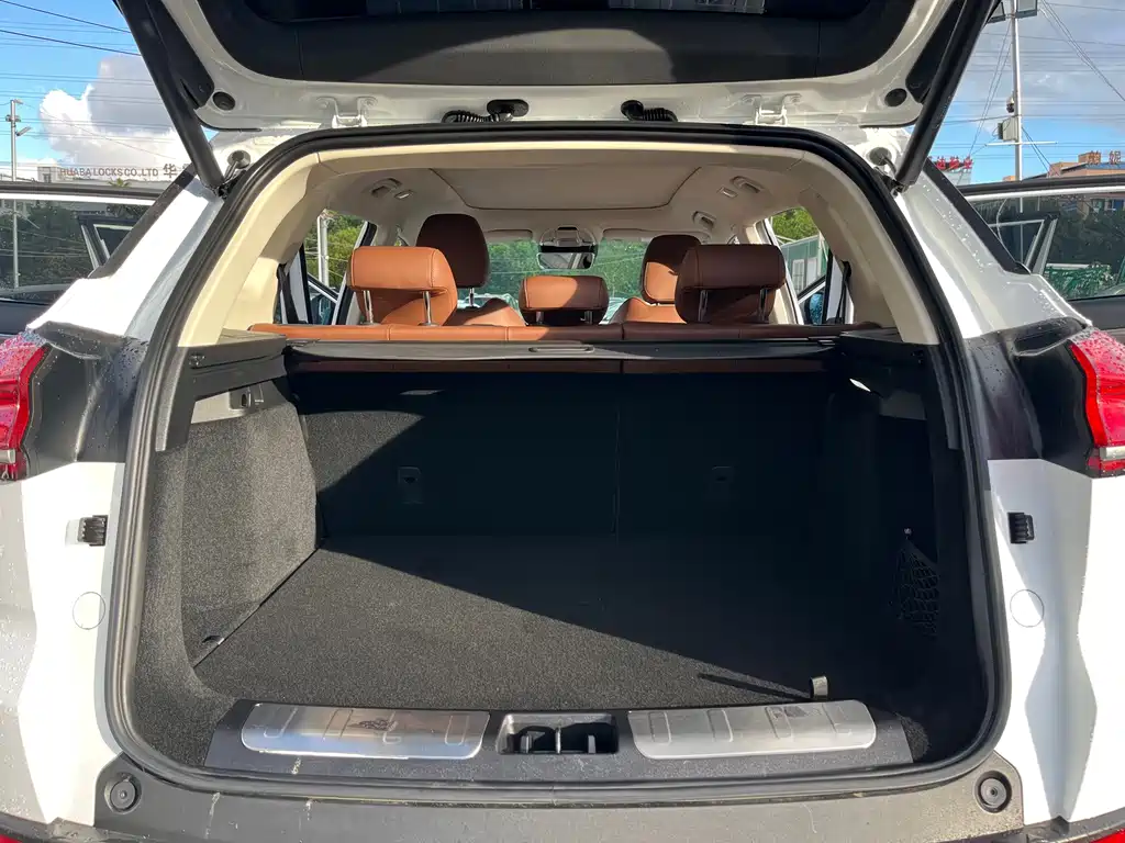 Geely Boyue — миниатюра 17
