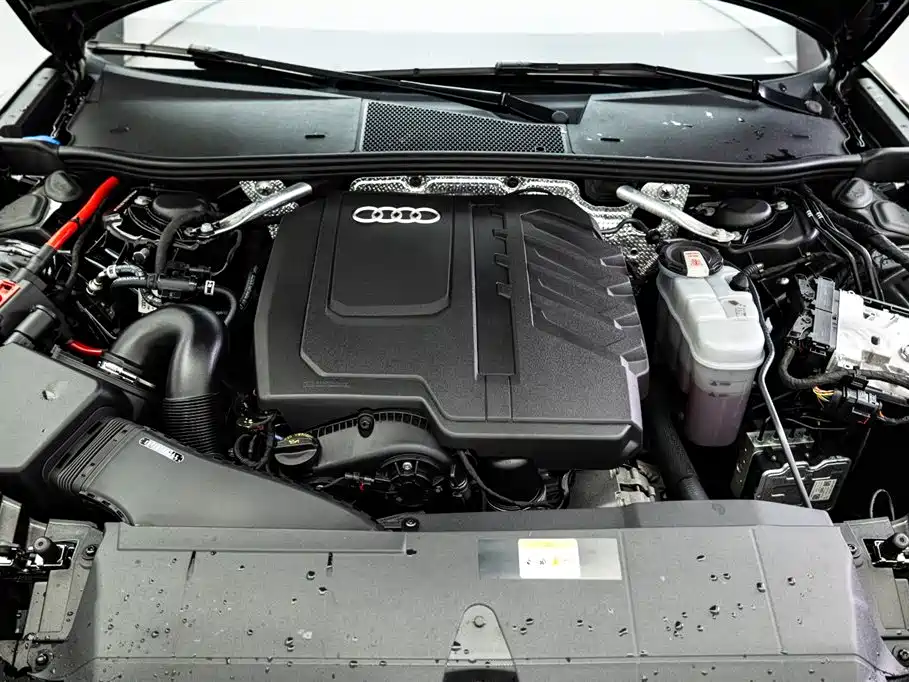 Audi A6L 2025 45 TFSI quattro