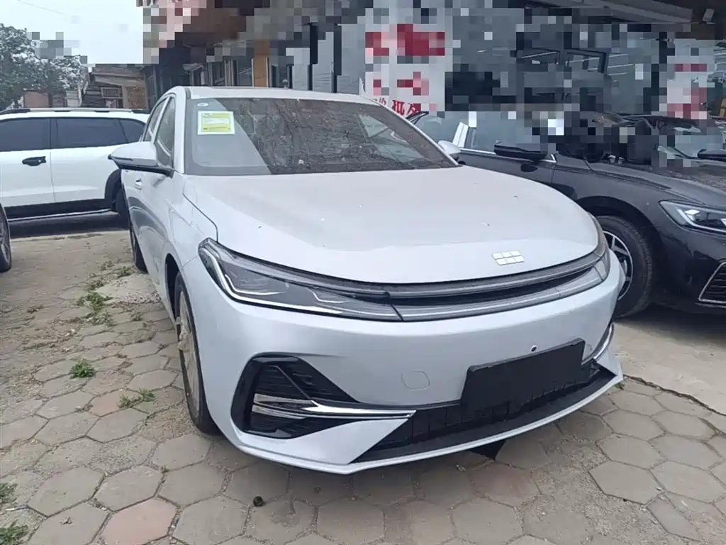 Geely Galaxy Galaxy A7 EM A7 EM 2025 EM-i 150km Premium