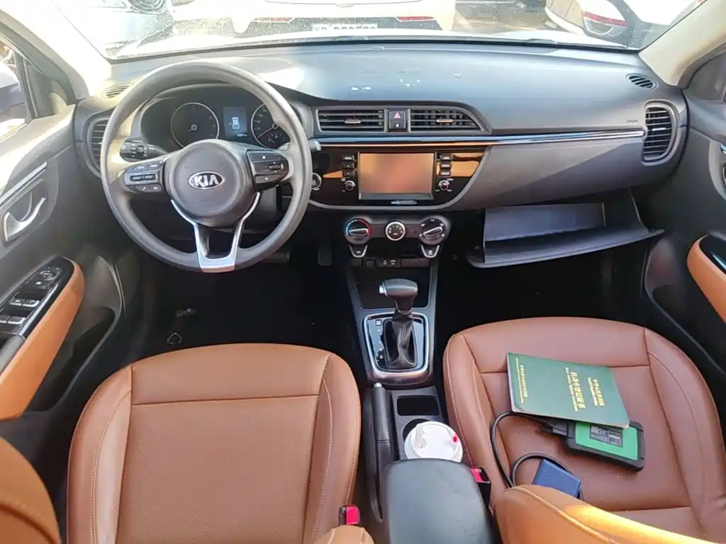 Kia KX Cross — миниатюра 14