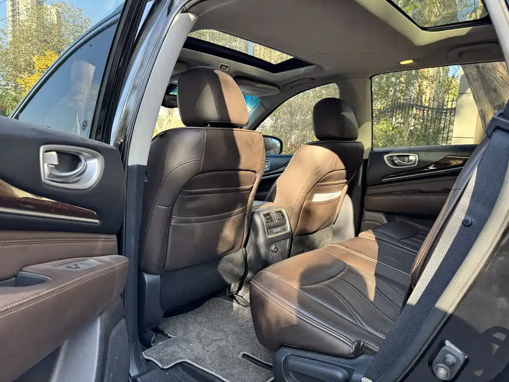 Infiniti JX — миниатюра 6