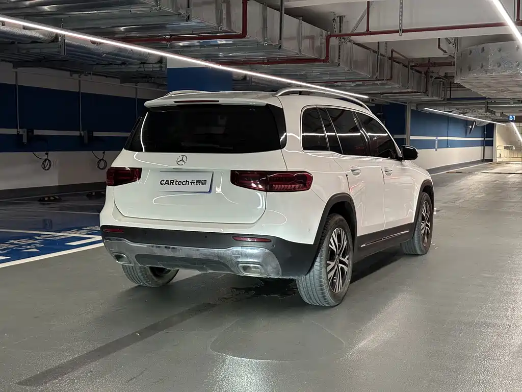 Mercedes-Benz GLB — миниатюра 7