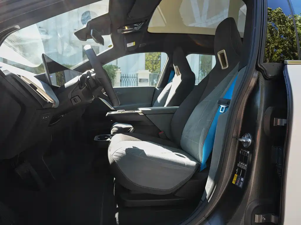 BMW iX M60 — миниатюра 17