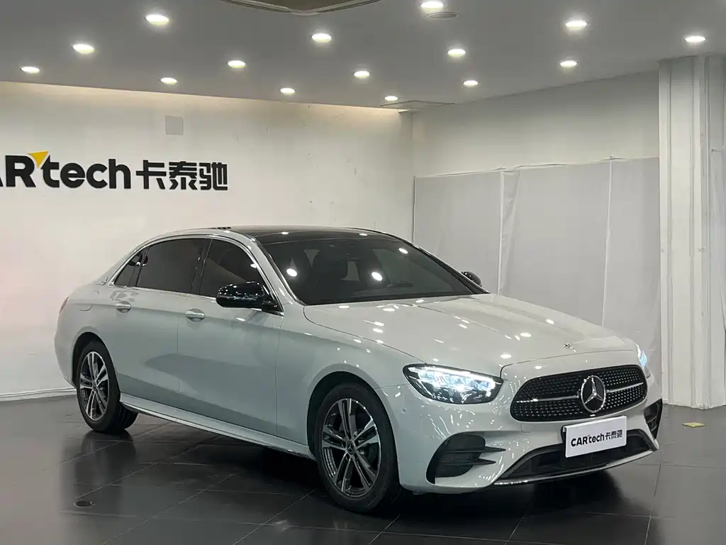 Mercedes-Benz E-Class — миниатюра 3