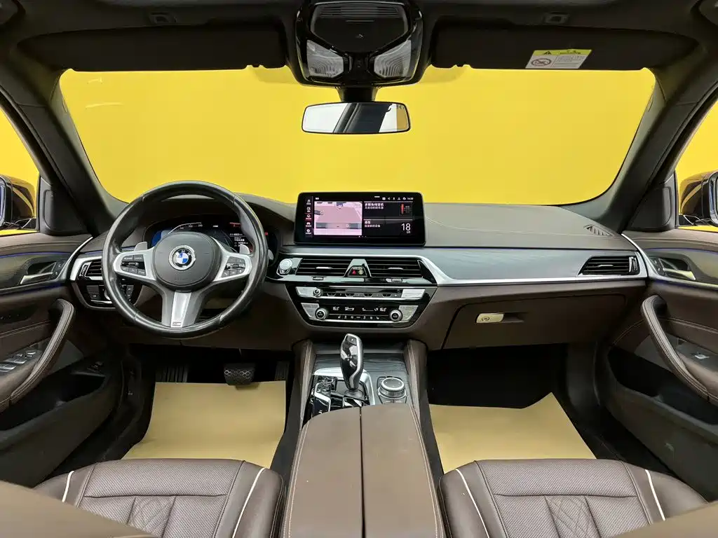 BMW 5 Series — миниатюра 39