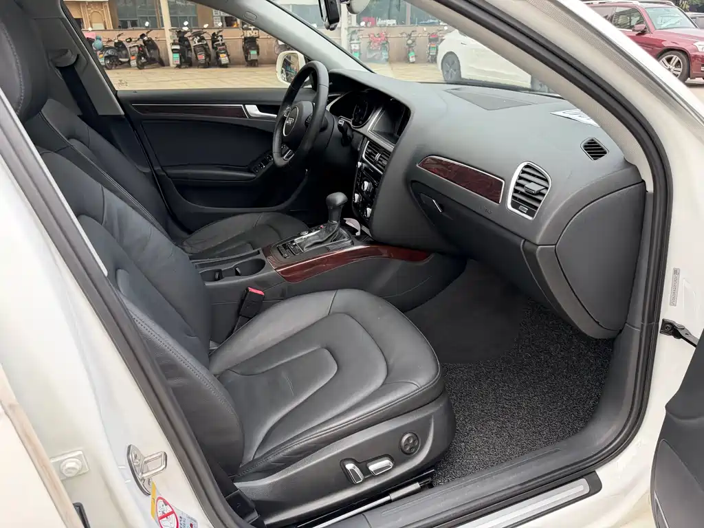 Audi A4L — миниатюра 14