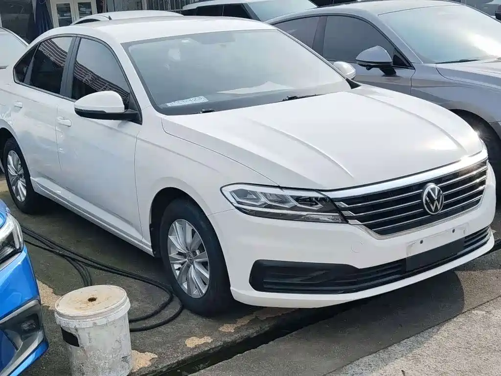 Volkswagen Lavida — миниатюра 3