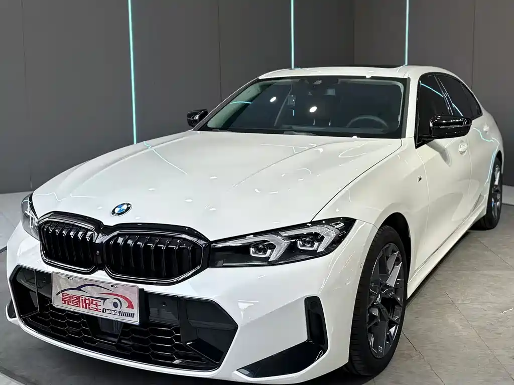 BMW 3 Series 2025