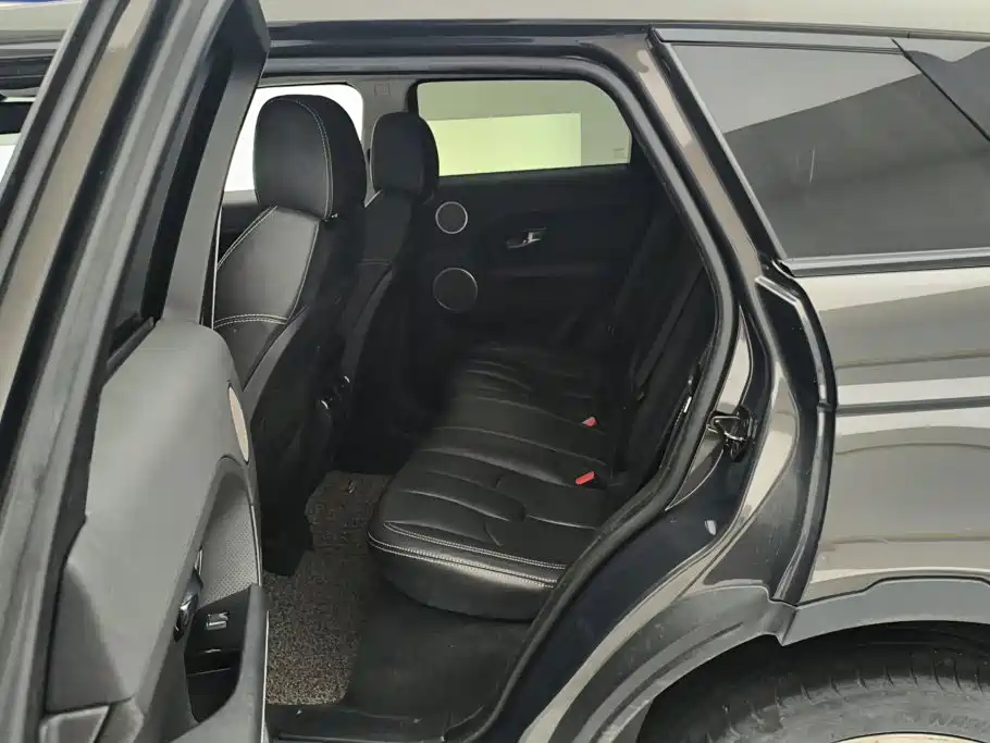 Land Rover Evoque (Import) — миниатюра 11