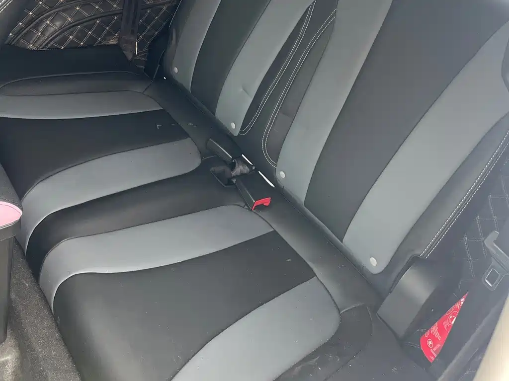 Roewe Clever — миниатюра 11