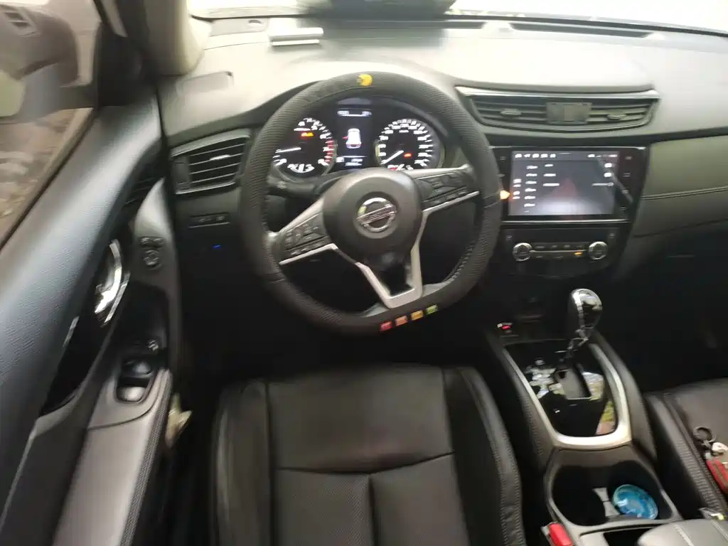 Nissan X-Trail — миниатюра 6
