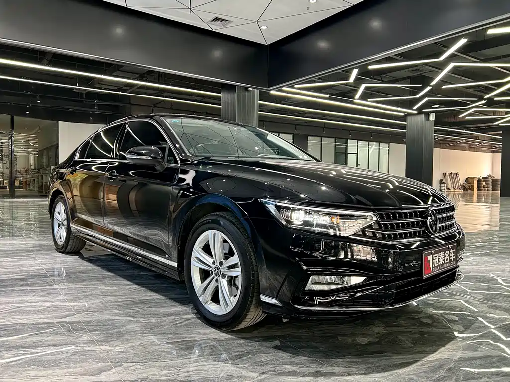 Volkswagen Magotan 2025 280TSI DSG Comfort
