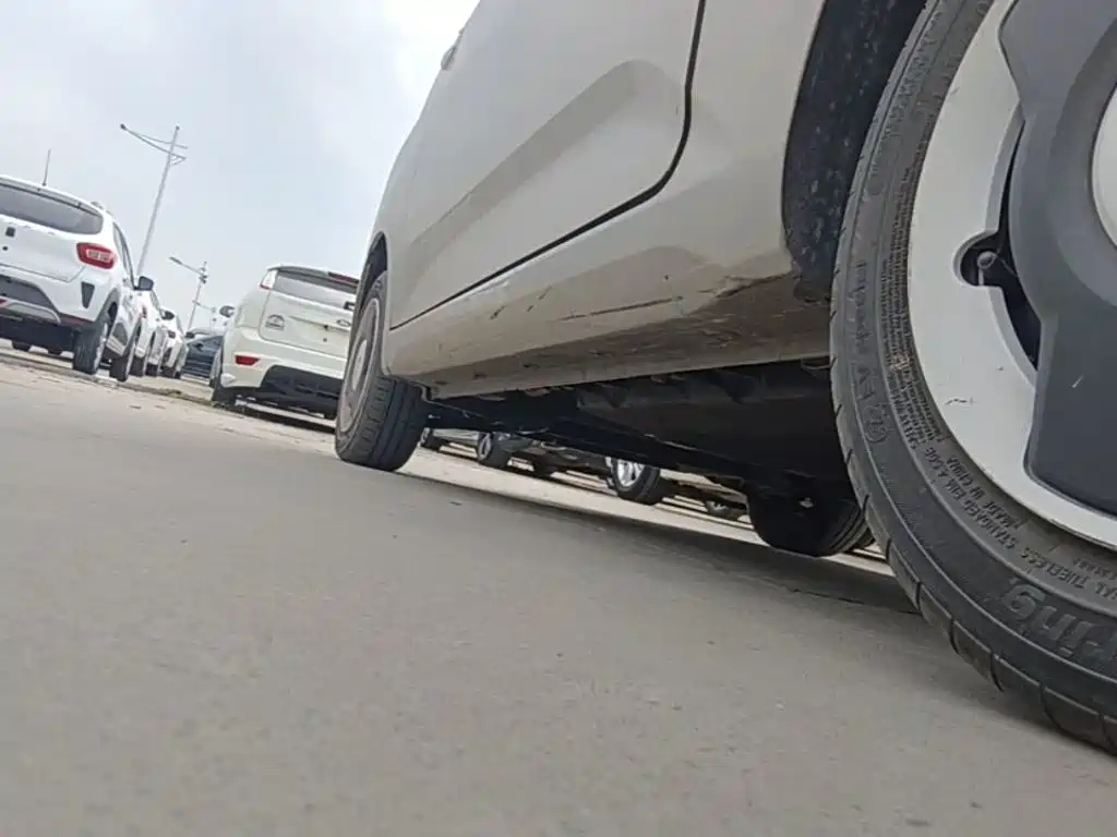 Wuling MINIEV — миниатюра 22