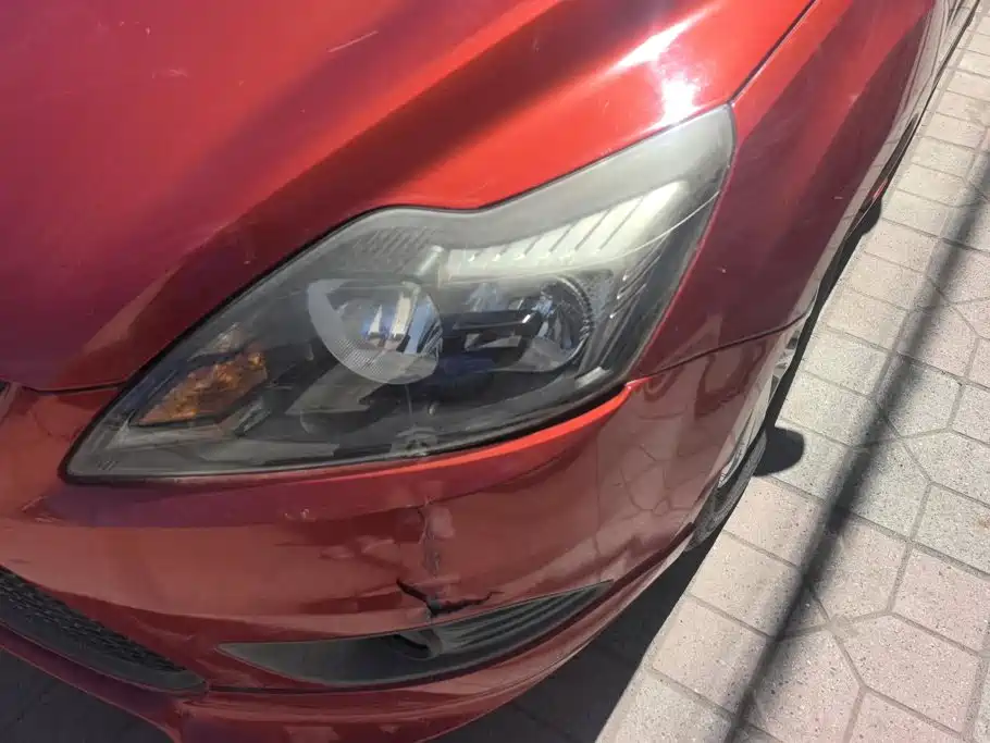 Ford Focus — миниатюра 5