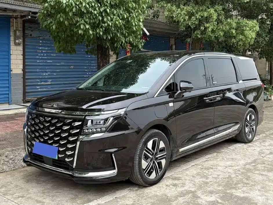 JAC Refine Refine RF8 PHEV