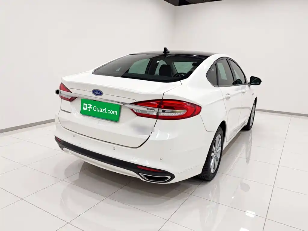 Ford Mondeo — миниатюра 6