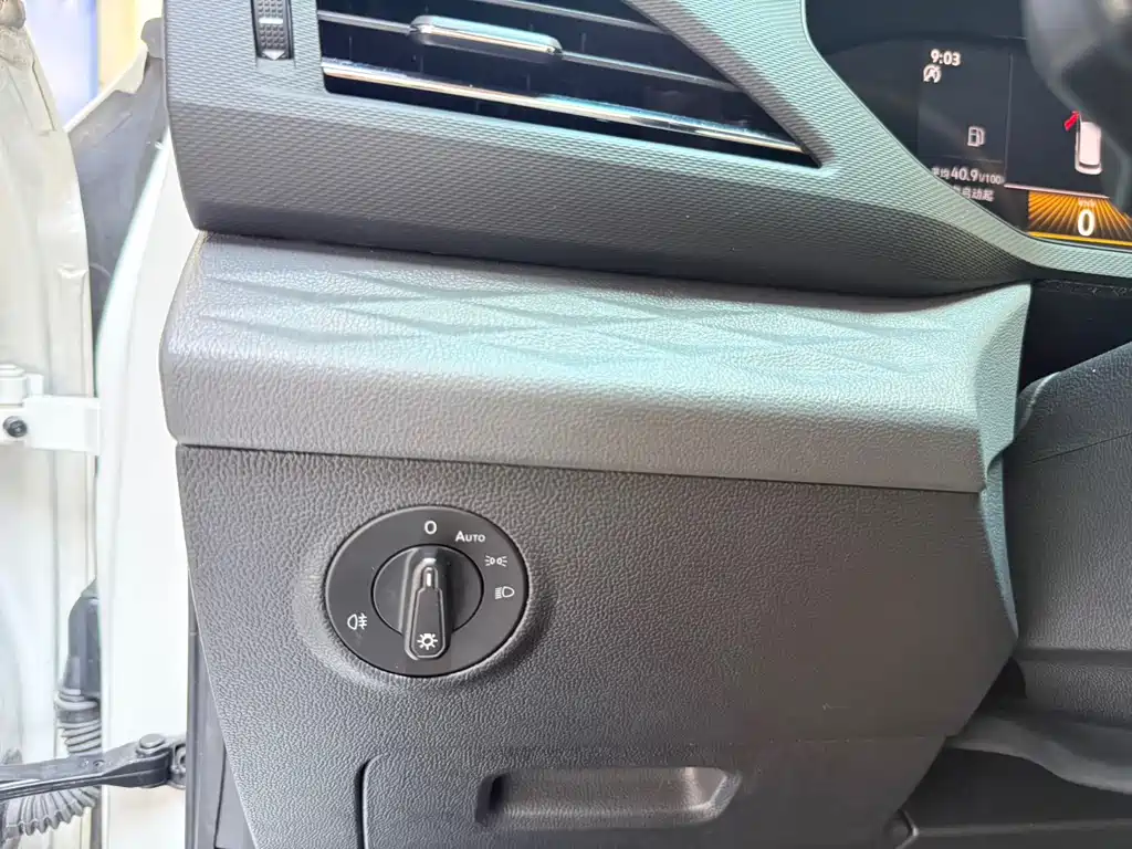 Volkswagen Tharu — миниатюра 16