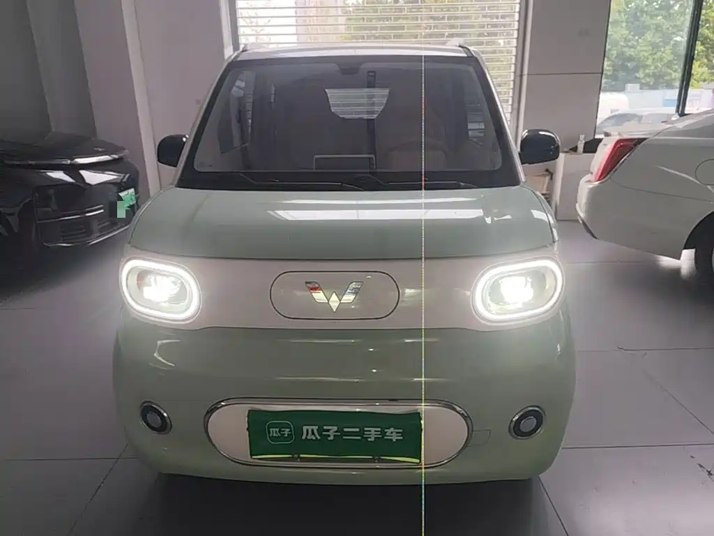 Wuling MINIEV — миниатюра 3