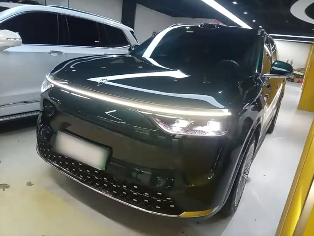 AITO AITO M8 — миниатюра 2