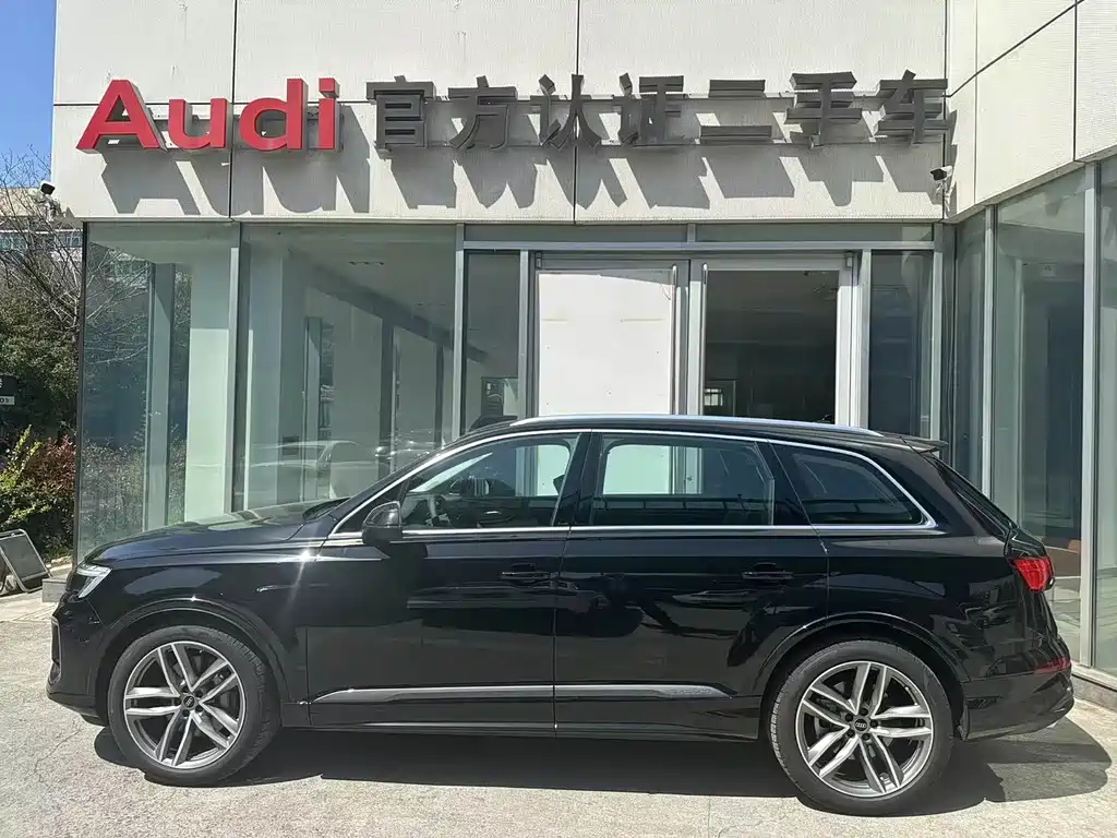 Audi Q7 — миниатюра 4