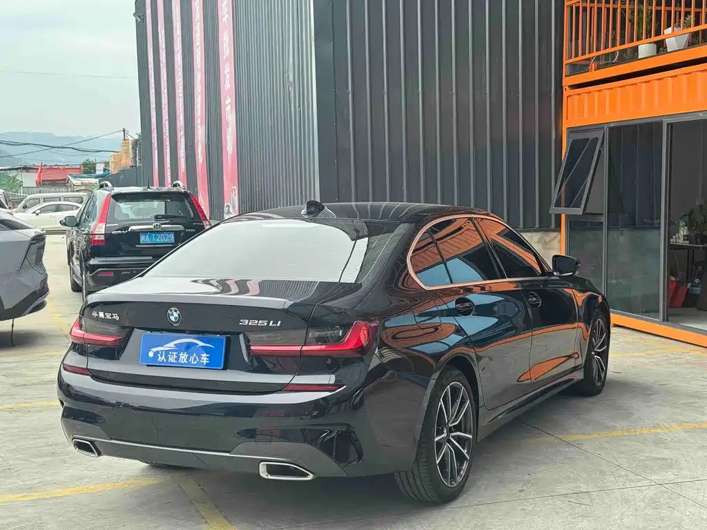 BMW 3 Series 3 2022 325Li M Sport