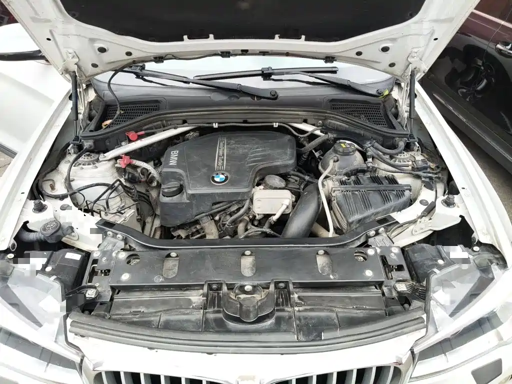 BMW X4 — миниатюра 10