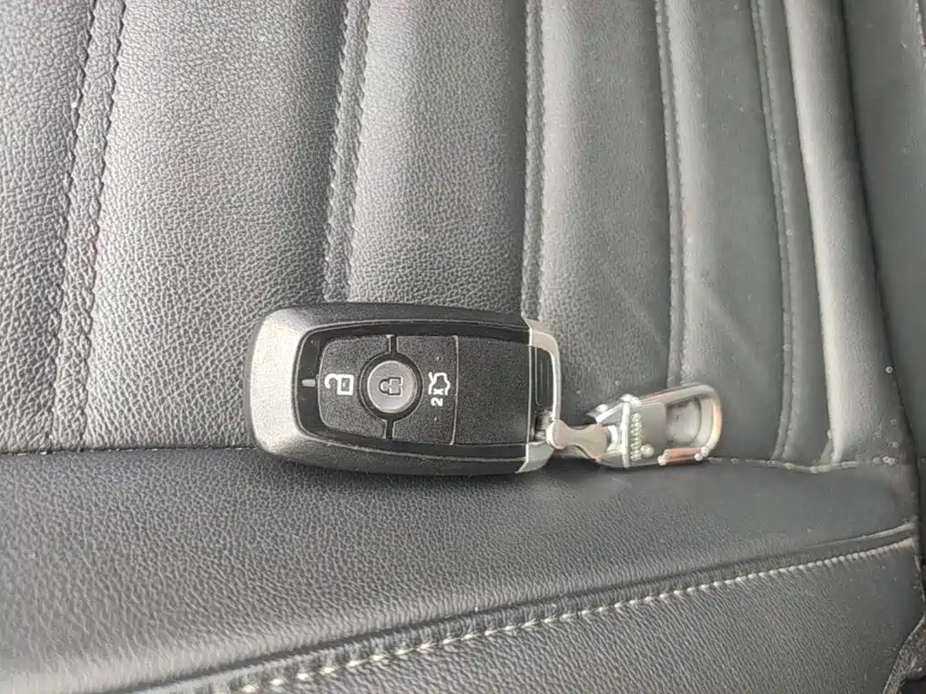 Ford Edge — миниатюра 12