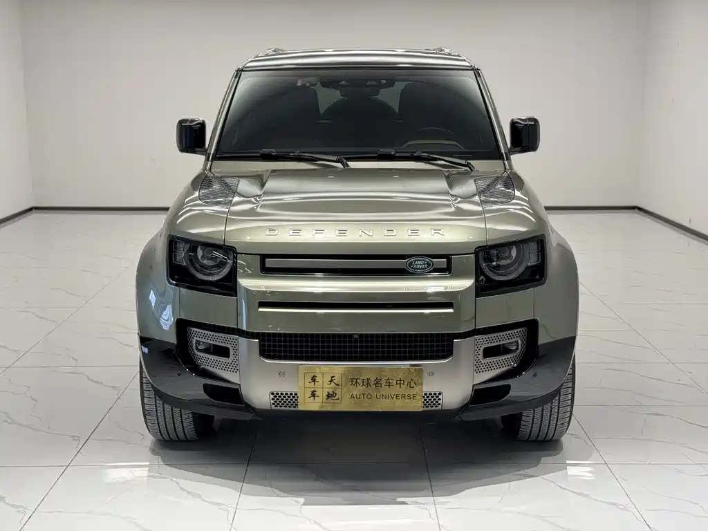 Land Rover Defender — миниатюра 2