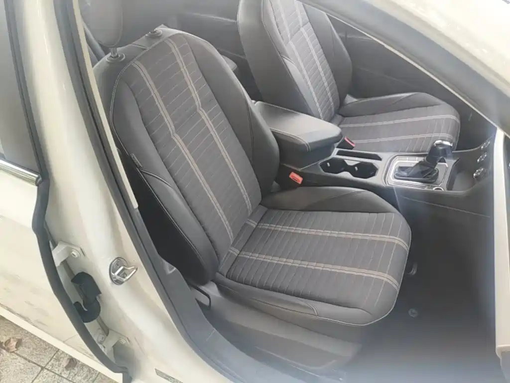 Volkswagen Lavida — миниатюра 25