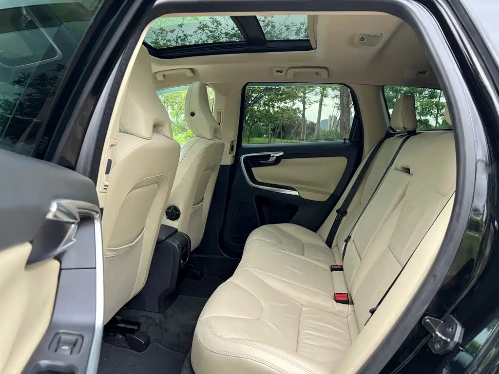 Volvo XC60 2013 T6 AWD