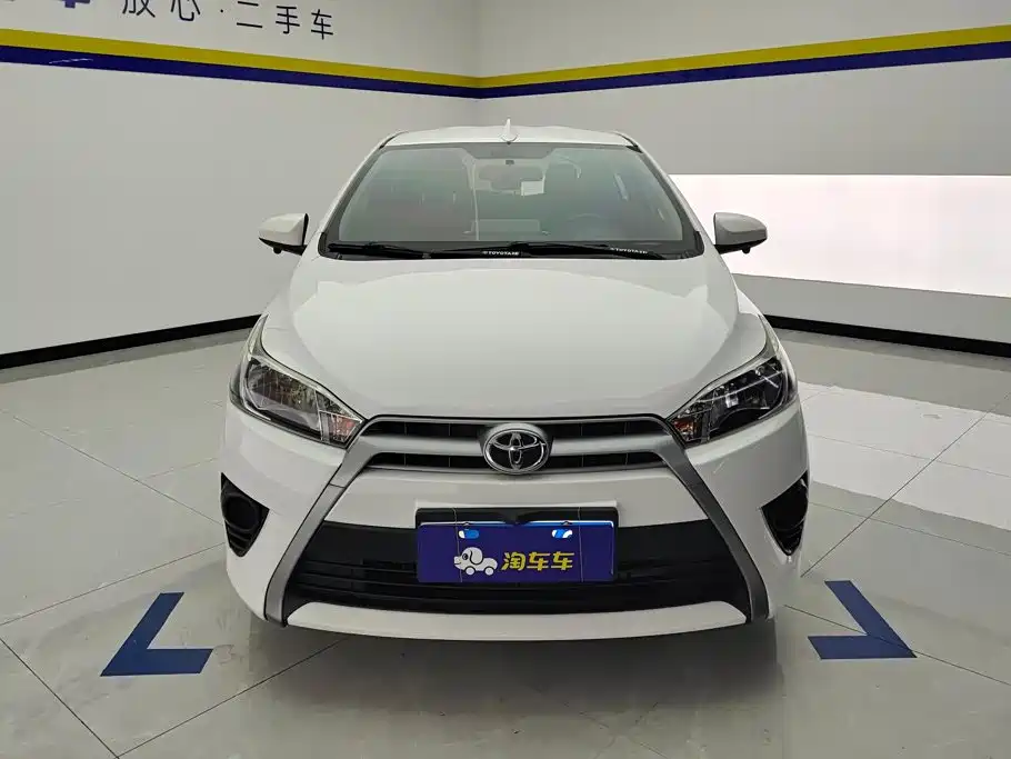 Toyota Yaris L — миниатюра 2