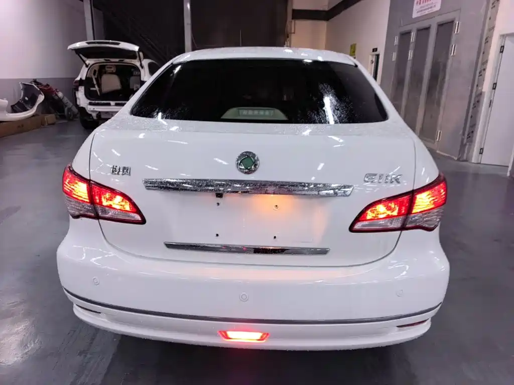 Dongfeng E11K — миниатюра 6