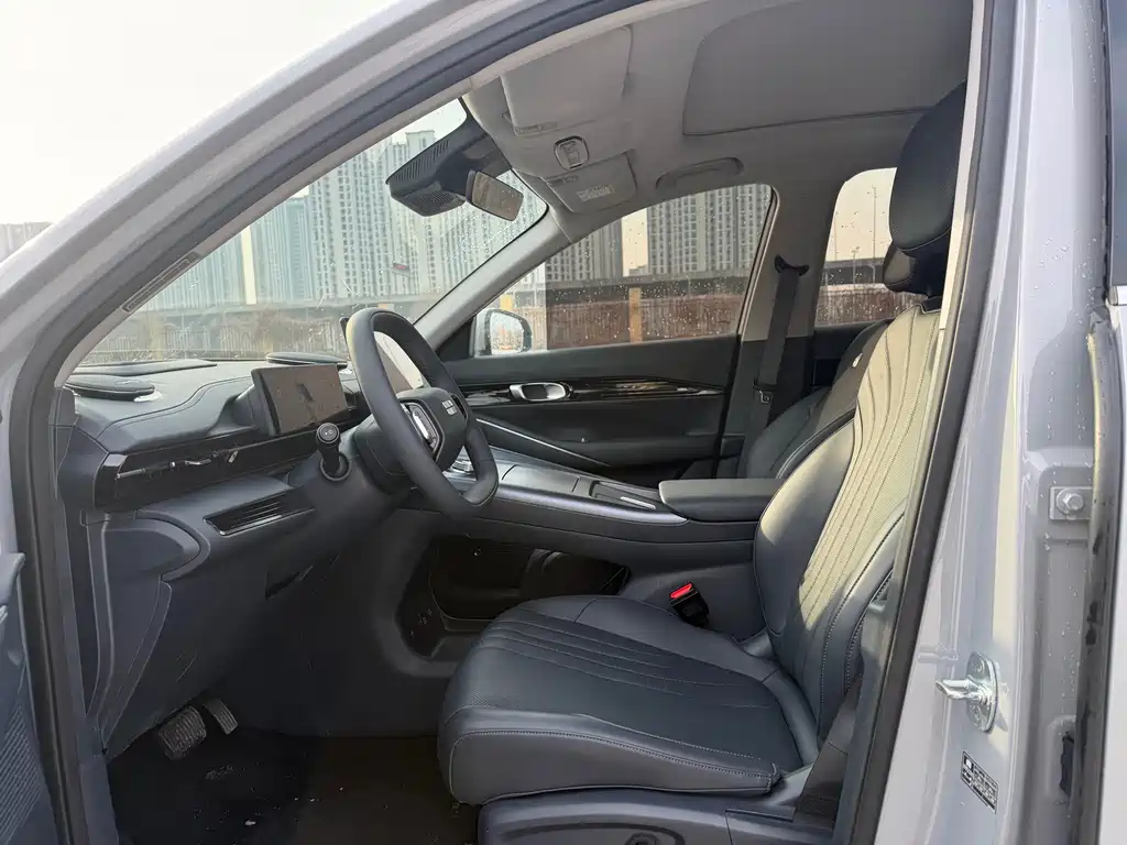 GEELY GALAXY GALAXY E5