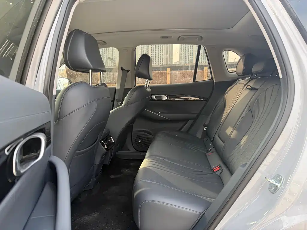 GEELY GALAXY GALAXY E5