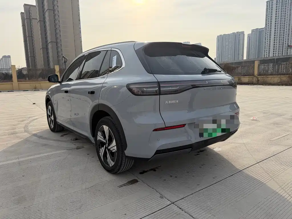 GEELY GALAXY GALAXY E5