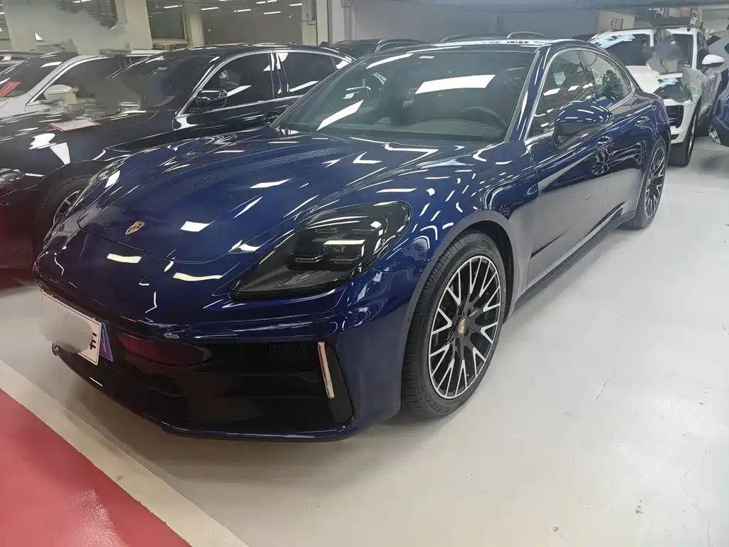Porsche Panamera 2024
