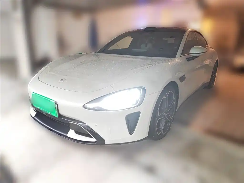 Xiaomi SU7 2024
