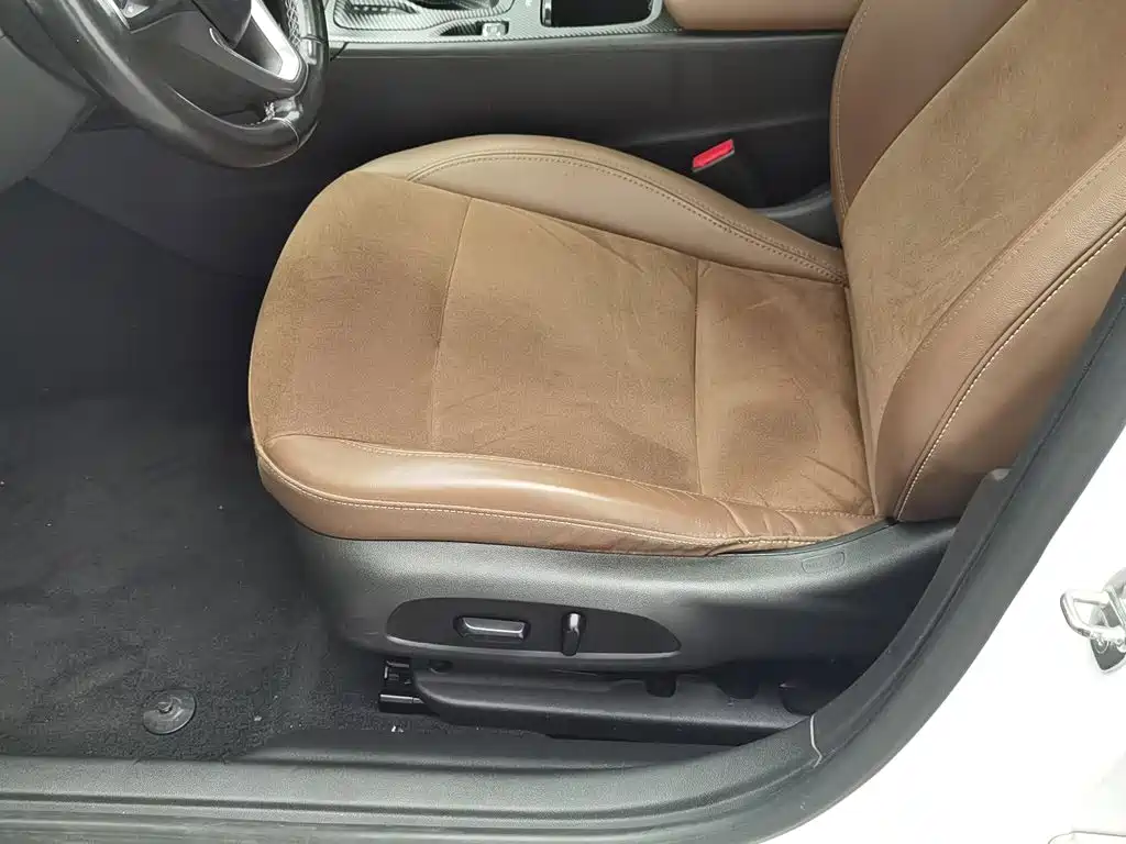 Buick Regal — миниатюра 20
