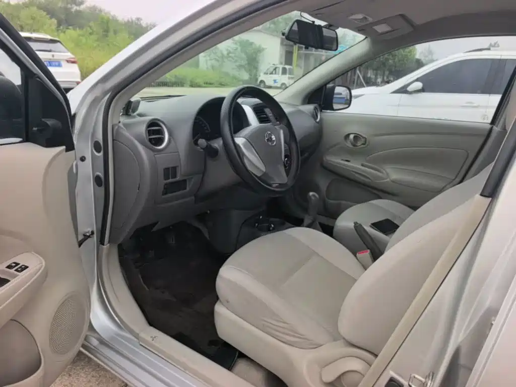 Nissan Sunny — миниатюра 16