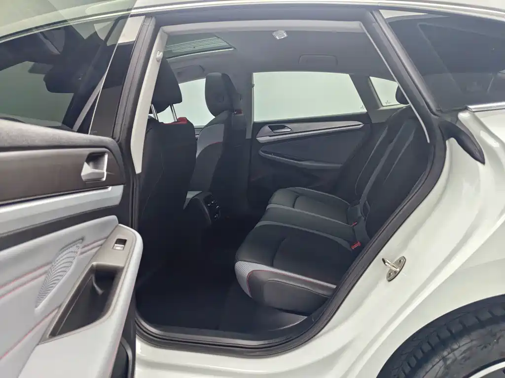 Volkswagen Lamando — миниатюра 8